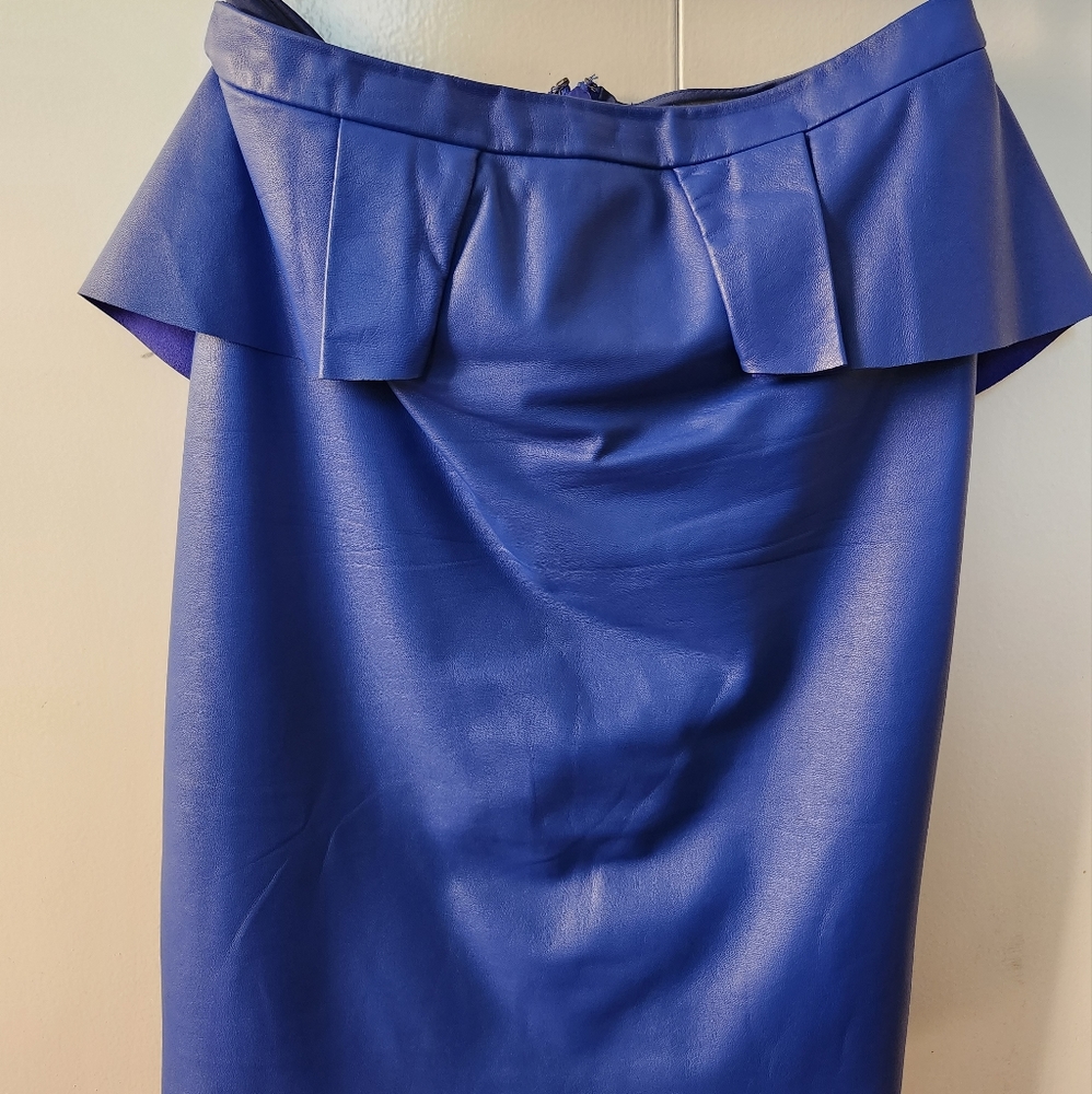 Elie Tahari electric blue leather skirt